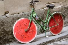 Theres 9 mellon bicycles in Beijing